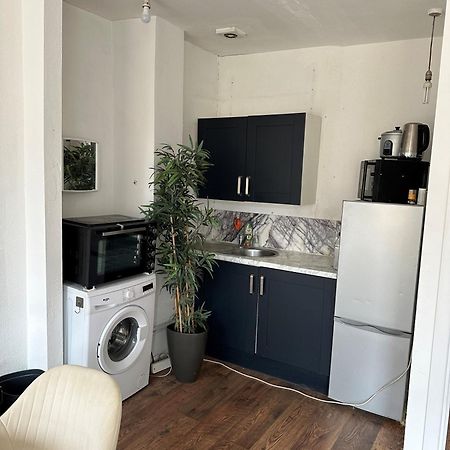 Apartament One Bed Victorian Flat,10 Min Walk To Paddington, Sleeps 4, Pet-Friendly Londyn Zewnętrze zdjęcie